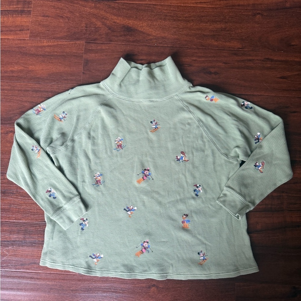Disney Parks Mickey and Friends Holiday Homestead waffle turtleneck XL